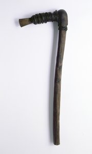 Hacha encontrada con el Hombre de Hielo de Ötzi